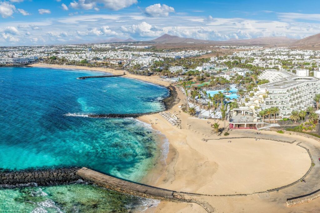 Lanzarote: The Volcanic Paradise