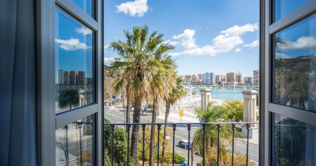 where to stay in Málaga