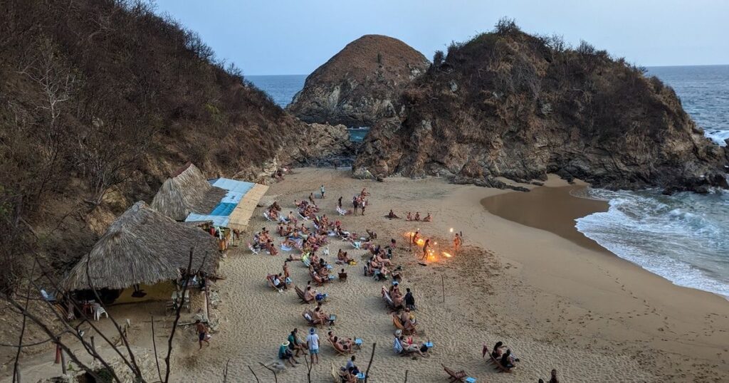 Playa Zipolite Oaxaca Mexico