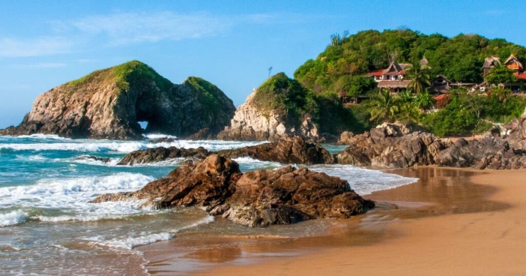 Playa Zipolite Oaxaca Mexico